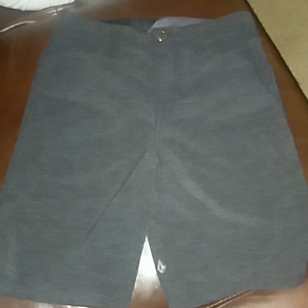 Volcom hybrid black surf and turf shorts